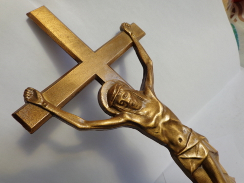 Cruce bronz Isus